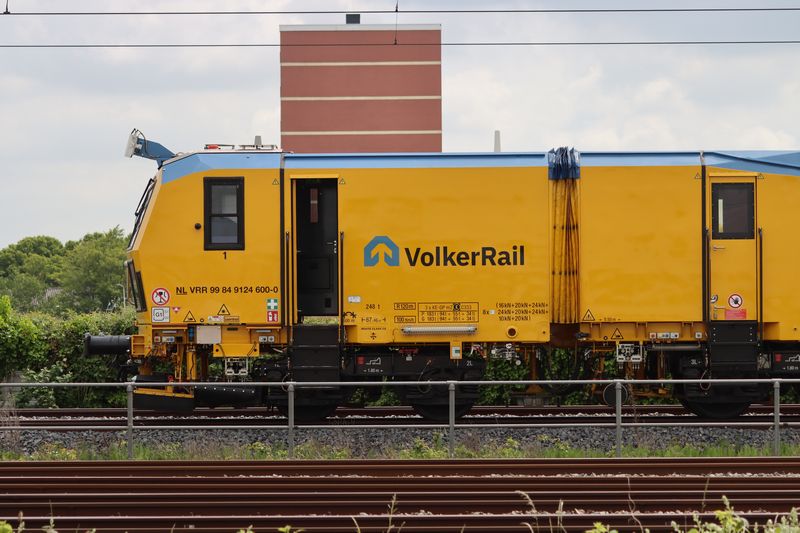 De nieuwe stopmachine van VolkerRail voor de eerste keer ingezet